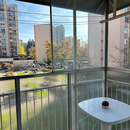 Natalija Apartment *